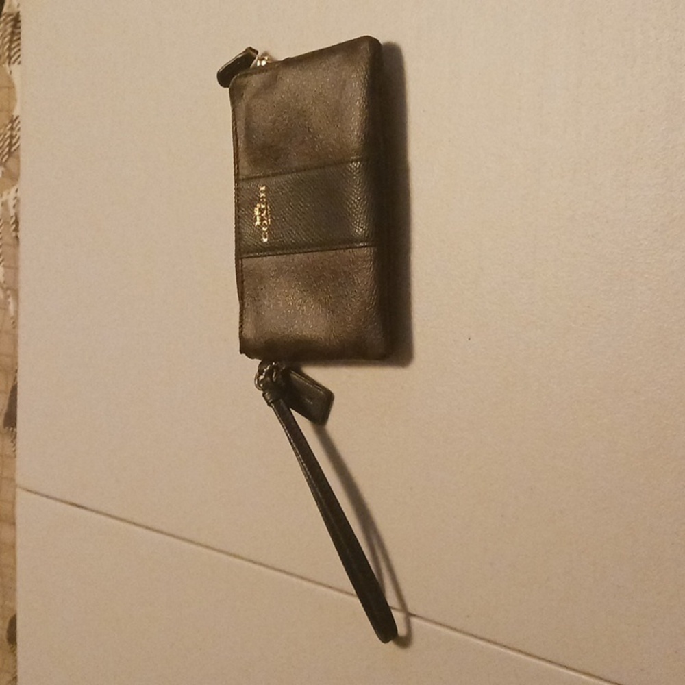 Wristlet